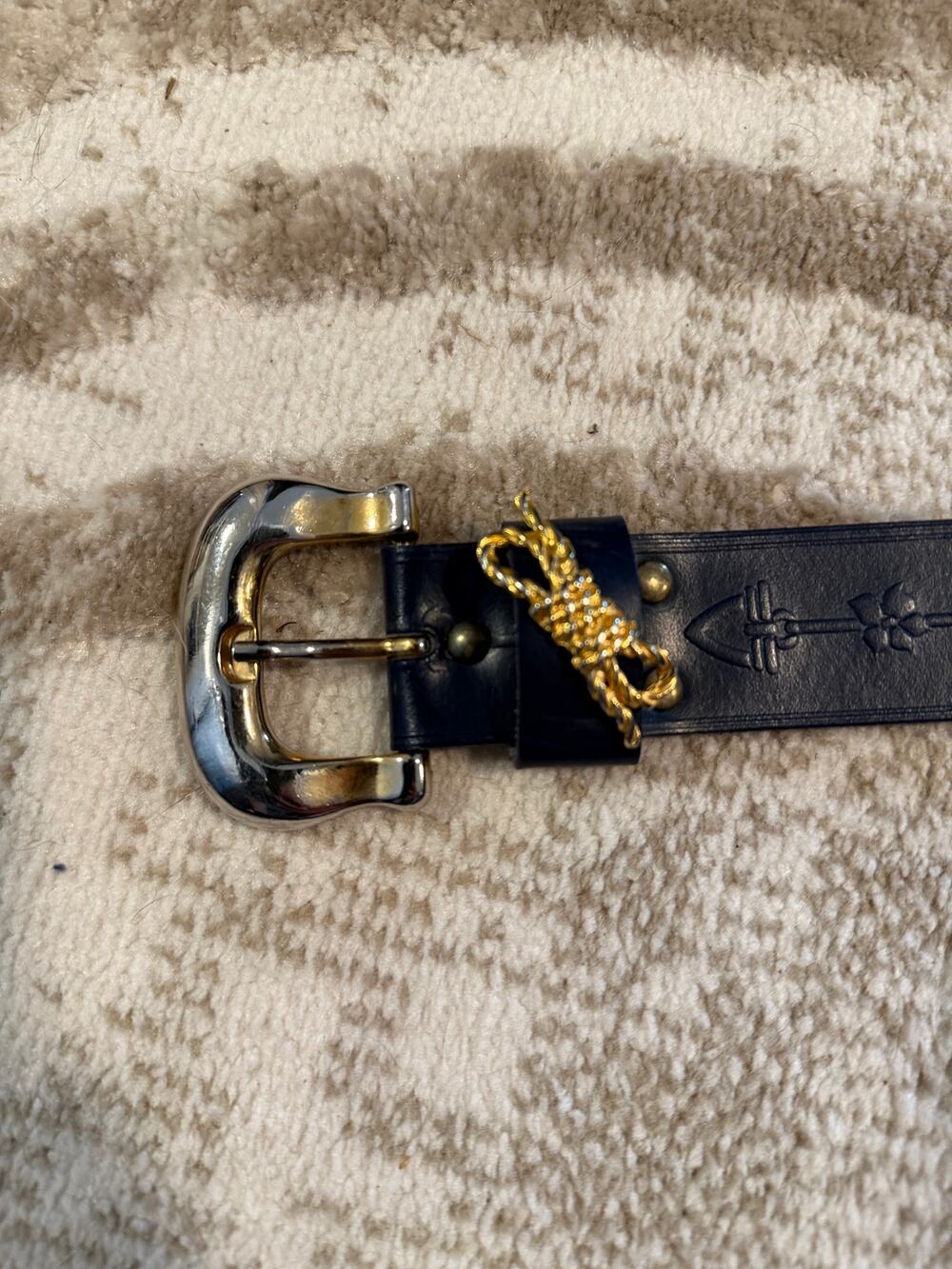 Vintage Navy Blue Axcess Gold Bow Aarow Belt - Size S (SG66)